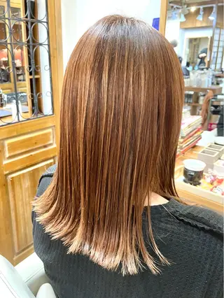 ミディアム brote所属・山木 裕子のヘアスタイル