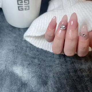 ネイル Nail room U所属・期間限定offのみ ¥1980のネイルデザイン