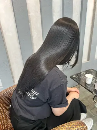 ロング 縮毛矯正の達人呉 大和のヘアスタイル