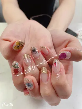 ネイル ネイルサロンエクラ 🫧Shizukaのネイルデザイン