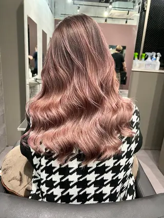 セミロング カラー Via officialのヘアスタイル