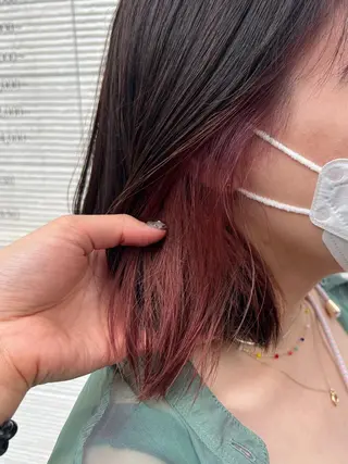 ミディアム ，comma momoka🪄のヘアスタイル