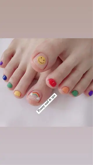 ネイル Hi Beauty 渋谷(ネイル、ハイパーナイフ6、脂肪れいきゃく、マッサージ&エステサロン)所属・Hi beauty 渋谷のネイルデザイン