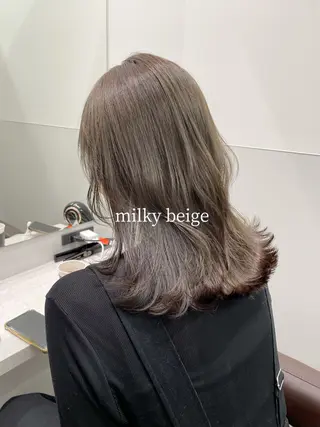 セミロング salowin銀座6丁目所属・銀座 Megumiのヘアスタイル