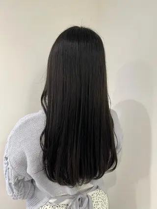 ロング カラー Oasisgarden所属・レイヤー/ブリーチ MOMOのヘアスタイル