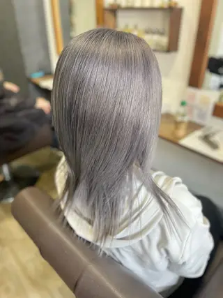 セミロング olino【西田辺】 KAORIのヘアスタイル