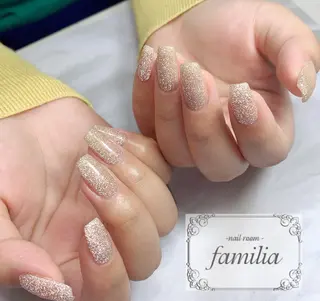 ネイル -nailroom- familiaのネイルデザイン