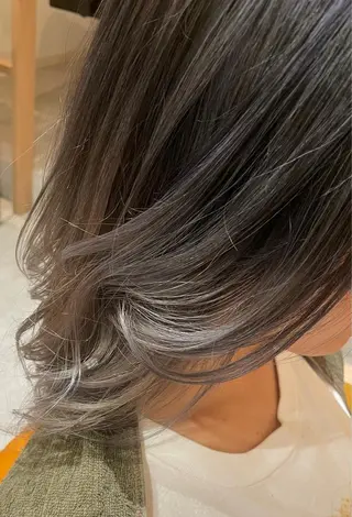 セミロング 中田 サヤカのヘアスタイル