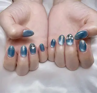 ネイル R's  Nail所属・LI KOのネイルデザイン