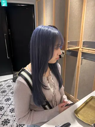 カラー miko🪽地毛風/ ハイトーン/レイヤーのヘアスタイル