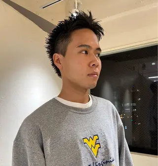 メンズ スパイキーショート/ センターパート/奈菜のヘアスタイル