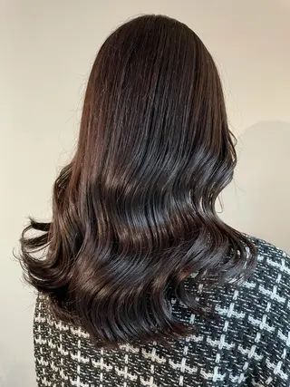 セミロング カラー ヘアアレンジ マツエク・マツパ 透明感カラー/推しカ ラー☁️JURAのヘアスタイル