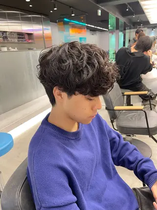 ショート パーマ メンズ 石井 光星のヘアスタイル