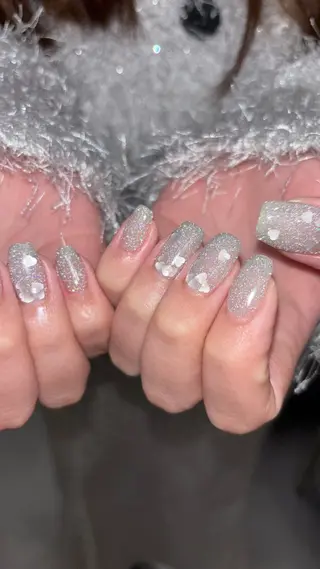 ネイル GO TODAY SHAiRE SALON 表参道colore店所属・emmi nailのネイルデザイン