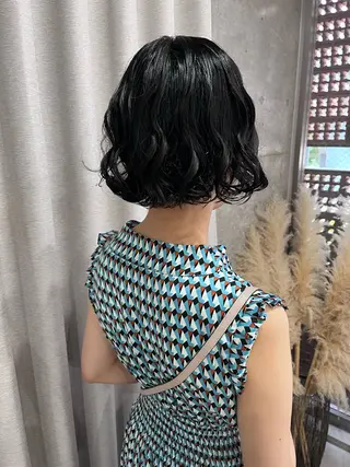 ミディアム パーマ ショートカット無料/ 小顔ショートのヘアスタイル