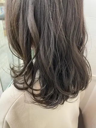 ミディアム カラー 前髪顔周り✂️店長 ❤️アマミヤ❤️のヘアスタイル