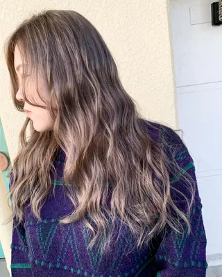 ロング Welila by haku所属・Yuuki ウェリラバイハクのヘアスタイル