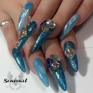 ネイル 小尾 栞のネイルデザイン