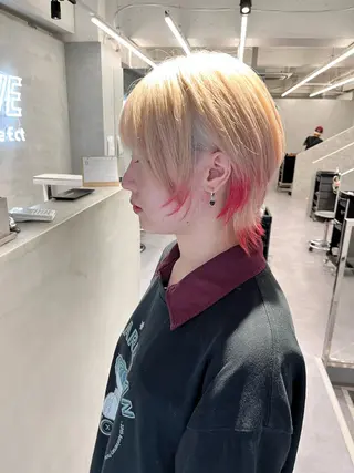 ショート カラー デザインカラー 小西勇次のヘアスタイル