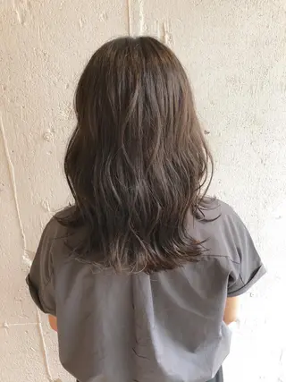 ミディアム フジサキ ケンのヘアスタイル