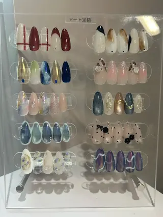 ネイル OAK eyelash&nail 新潟所属・森山 ミチカのネイルデザイン