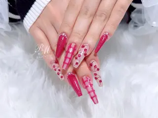 ネイル Radi'Muse所属・Radi'Muse Rinaのネイルデザイン