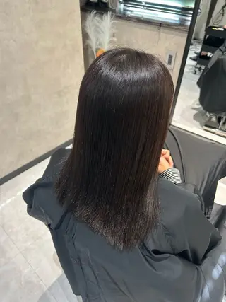 セミロング カラー 《.Xian》リク /透明感カラー/艶髪のヘアスタイル