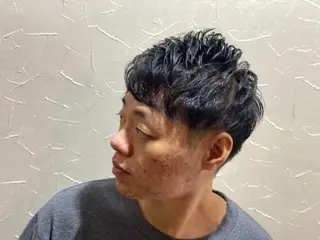 ショート パーマ メンズ 浅見 天翔のヘアスタイル