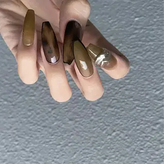 ネイル Ray. ／綺麗目ニュアンスのネイルデザイン