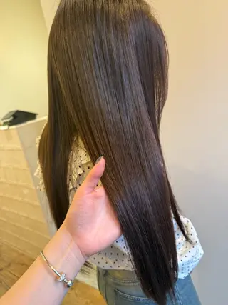 ロング 💛🤍U too e’s 鎌倉🧸のヘアスタイル