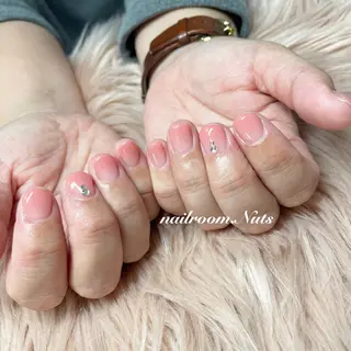 ネイル nailsalon Nutsのネイルデザイン