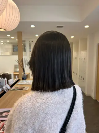 ミディアム カラー AFLOAT SAYURIのヘアスタイル