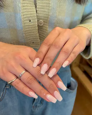 ネイル Nes.Nail所属・Miyagi Asamiのネイルデザイン