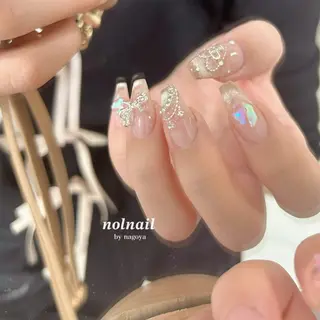 ネイル 安井 寛奈のネイルデザイン