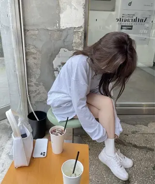 セミロング カラー ヘアアレンジ SALOWIN藤沢店所属・艶カラー の達人のヘアスタイル