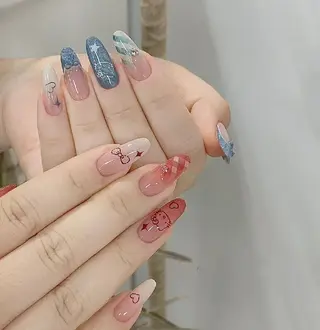 ネイル Oomiya 服部のネイルデザイン