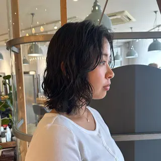 ミディアム パーマ ㅤㅤㅤㅤㅤㅤㅤㅤㅤㅤ 彩衣のヘアスタイル