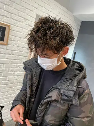 ショート パーマ ~tie.hair salon所属・Ryoka🌼倉敷/ ハイトーン/レイヤーのヘアスタイル