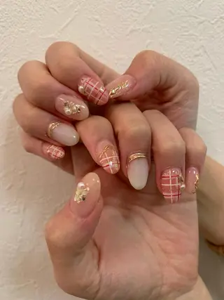ネイル 12nail所属・大塚 彩沙のネイルデザイン