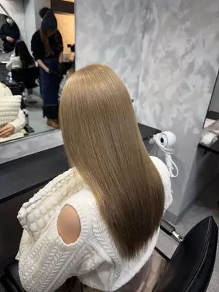 ロング 👑ツヤブリーチ特化 👑おうた👑のヘアスタイル