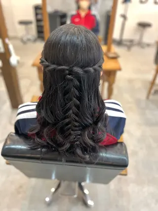 セミロング ヘアアレンジ Style Tのヘアスタイル