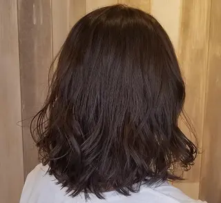 カラー 宮田 佳実のヘアスタイル