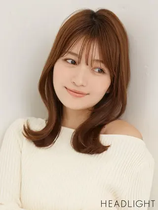 セミロング 上田 桃子のヘアスタイル