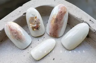 ロング カラー パーマ ヘアアレンジ ネイル マツエク・マツパ アイブロウ Nail branchのネイルデザイン