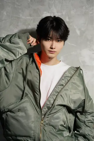 ミディアム メンズ men's salon alpha 新宿所属・メンズ特化/韓国ヘア 神崎光希のヘアスタイル