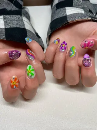 ネイル 岩山 直子のネイルデザイン