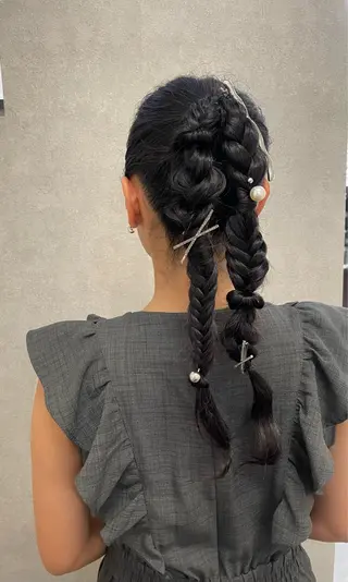 ロング フレアジェネラス所属・堀 綾花のヘアスタイル