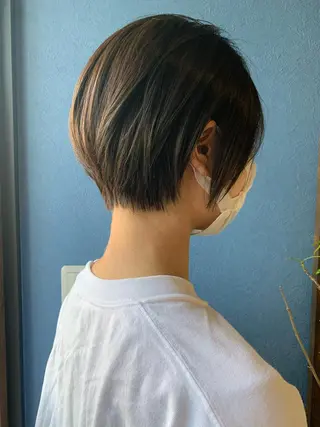 ショート ✨白髪ぼかし 🍀MINAKO☆のヘアスタイル