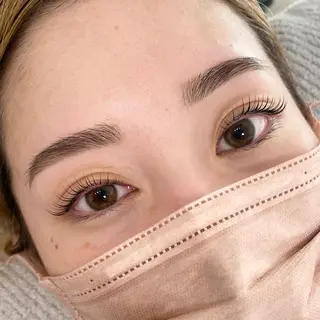 アイブロウ Lucia 阿部のマツエク・マツパデザイン