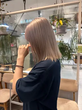 ミディアム カラー REINA☁️透明感 カラー/ぷつっと♡のヘアスタイル